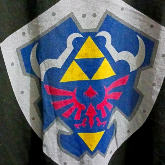 Zelda t-shirt. Large. - Picture 4 of 5